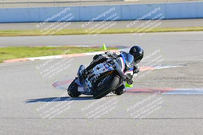media/Jan-20-2023-Fastrack Riders (Fri) [[f2ad32aba3]]/Private/session 5 turn 13/